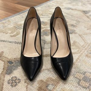 Nine West black leather heels size 8